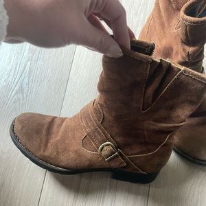 Born Boots Flannel Lined
